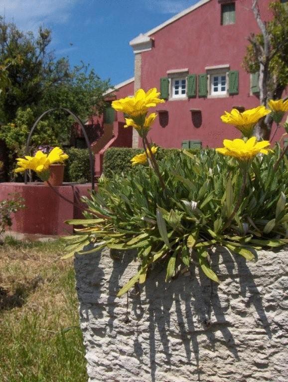 Villa De Loulia Peroulades  Dış mekan fotoğraf